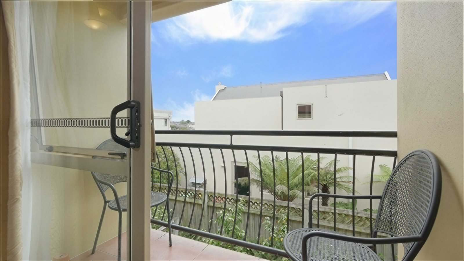 Deluxe Spa Suite, balcony